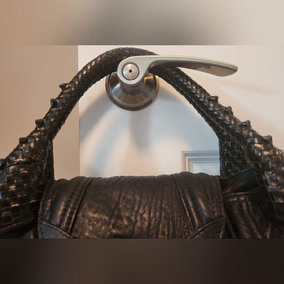 100% Authentic Fendi Nappa Leather Spy Bag in Black; Almost Brand-New Condition - Picture 6 of 16